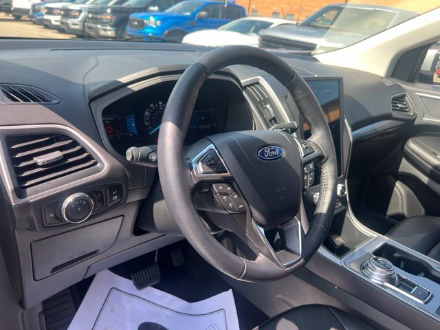 Certified 2024 Ford Edge SEL w/ Convenience Package AWD/4WD image 7