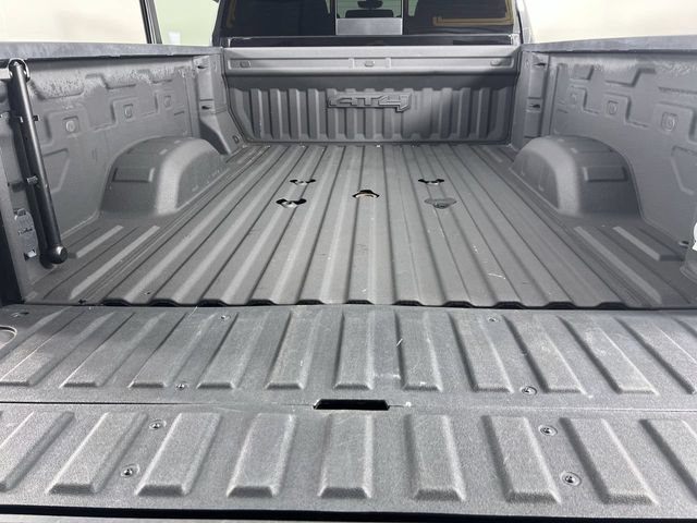 Used 2021 GMC Sierra 2500 AT4 w/ AT4 Premium Plus Package AWD/4WD image 27