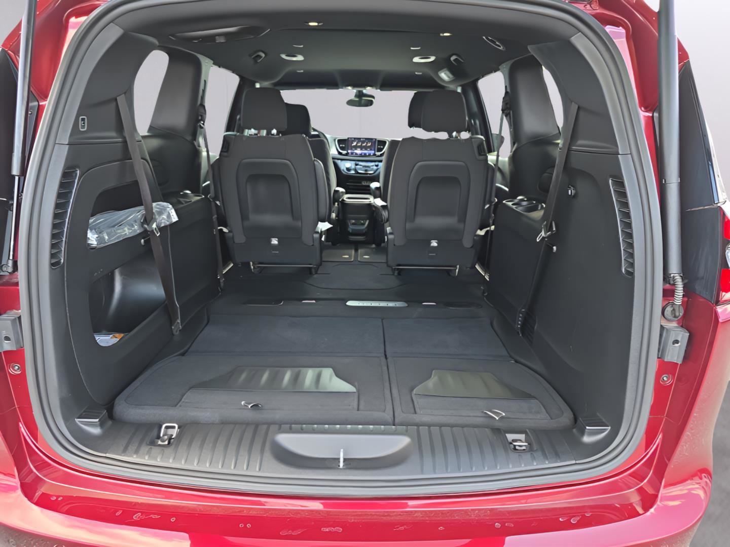 Used 2021 Chrysler Pacifica Touring w/ S Appearance Package image 30