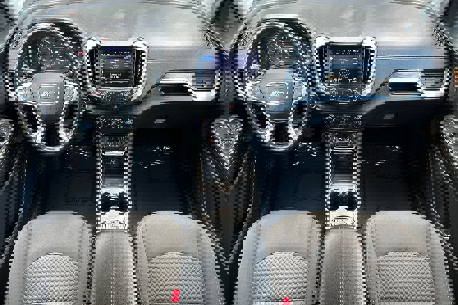 Used 2020 GMC Terrain SLE w/ Driver Convenience Package image 3