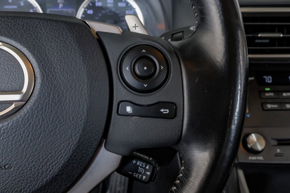 Used 2016 Lexus IS 200t RWD image 17