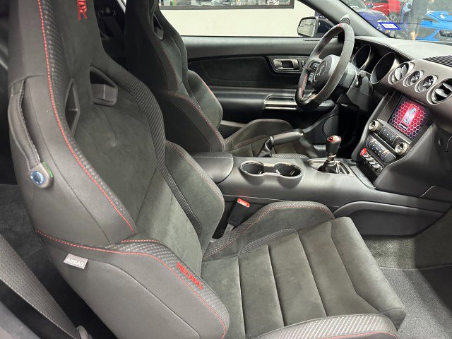 Used 2016 Ford Mustang Shelby GT350R w/ GT350R Equipment Group 920A image 26