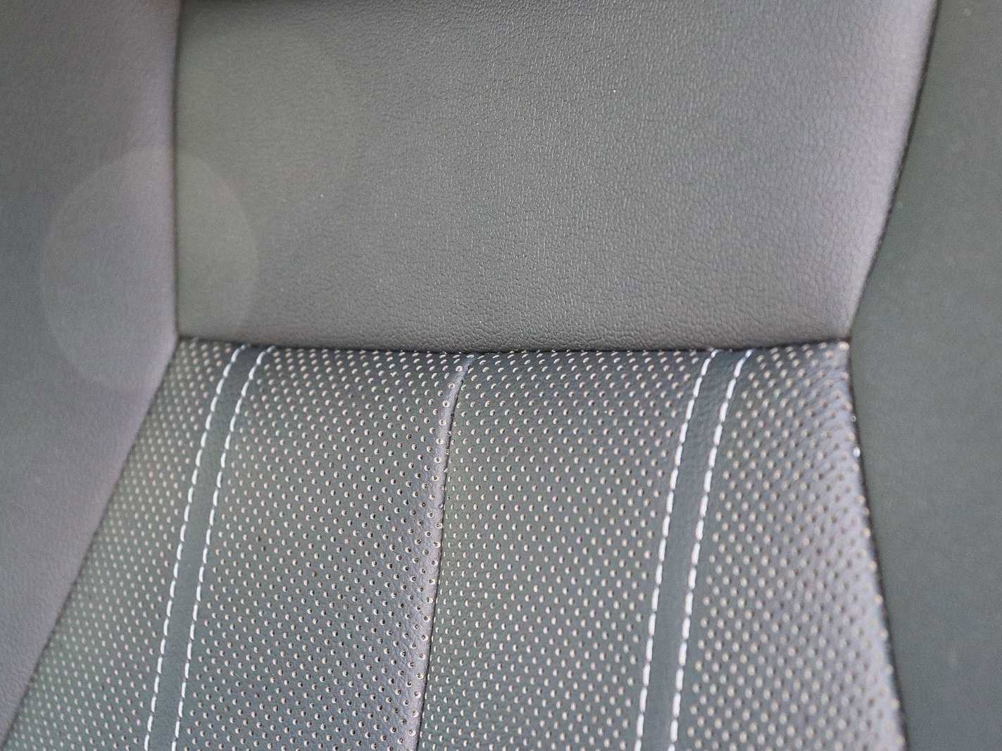 Used 2025 Audi Q5 Premium Plus w/ Premium Plus AWD/4WD image 26