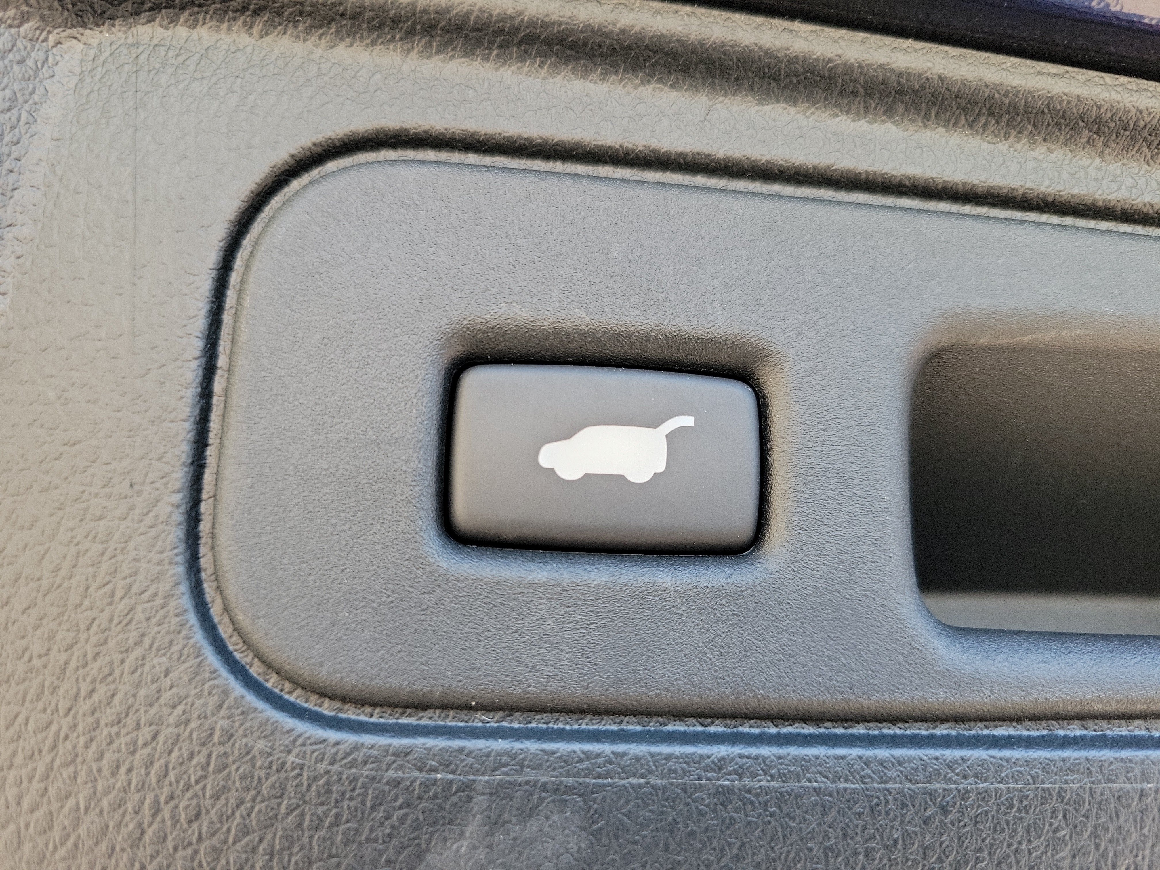 Used 2023 Honda Passport EX-L image 11