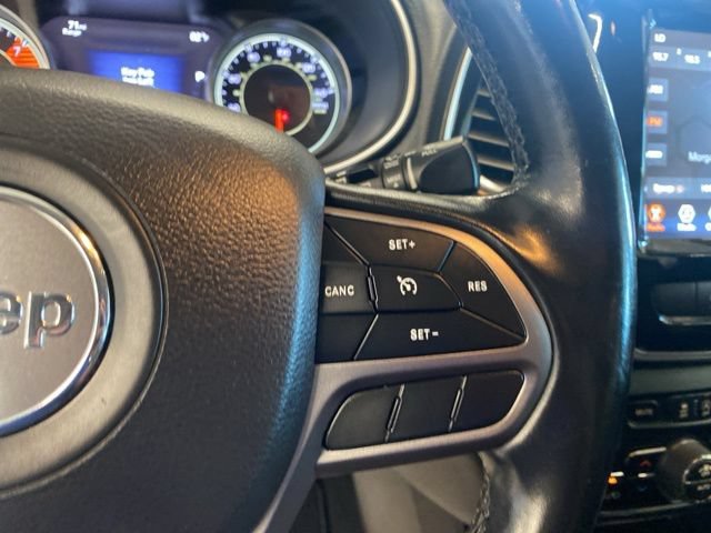Used 2020 Jeep Cherokee Limited AWD/4WD image 17