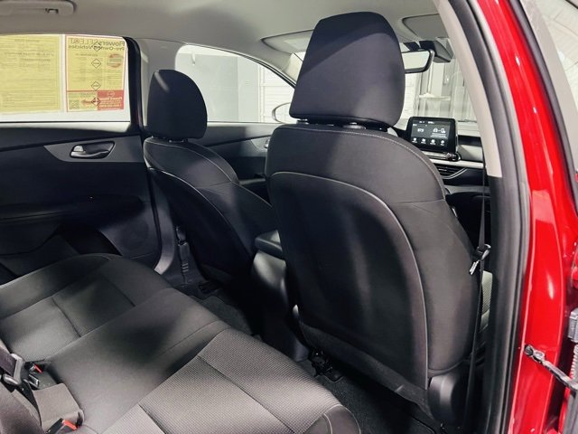 Used 2021 Kia Forte LXS image 27