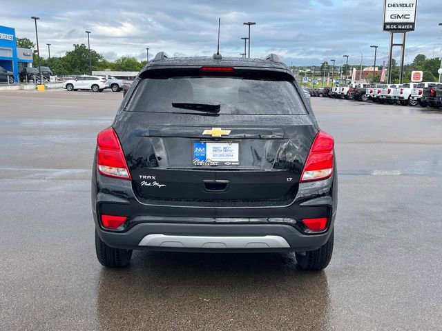 Used 2018 Chevrolet Trax LT w/ LT Convenience Package image 5
