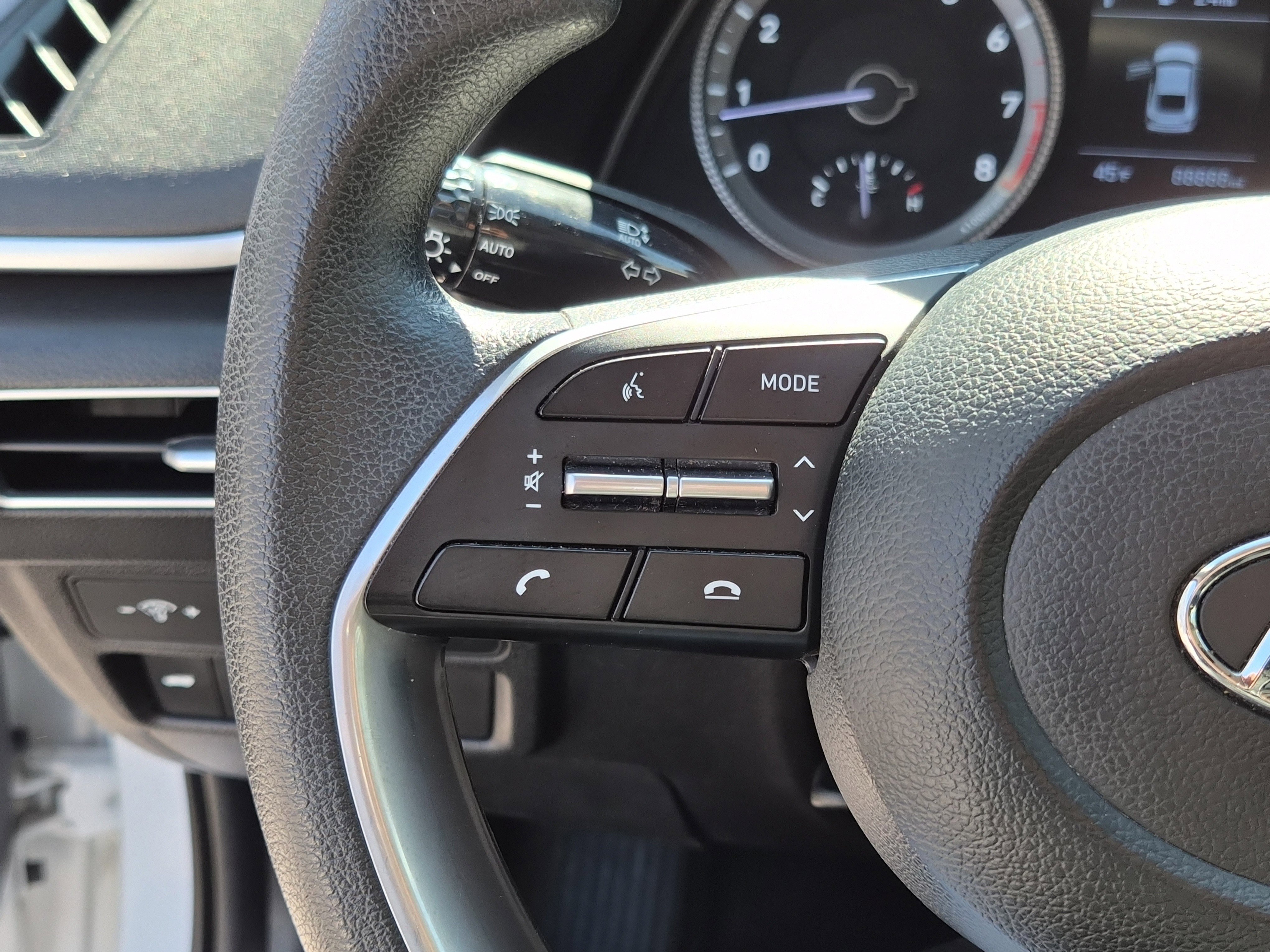 Used 2023 Hyundai Sonata SE image 23