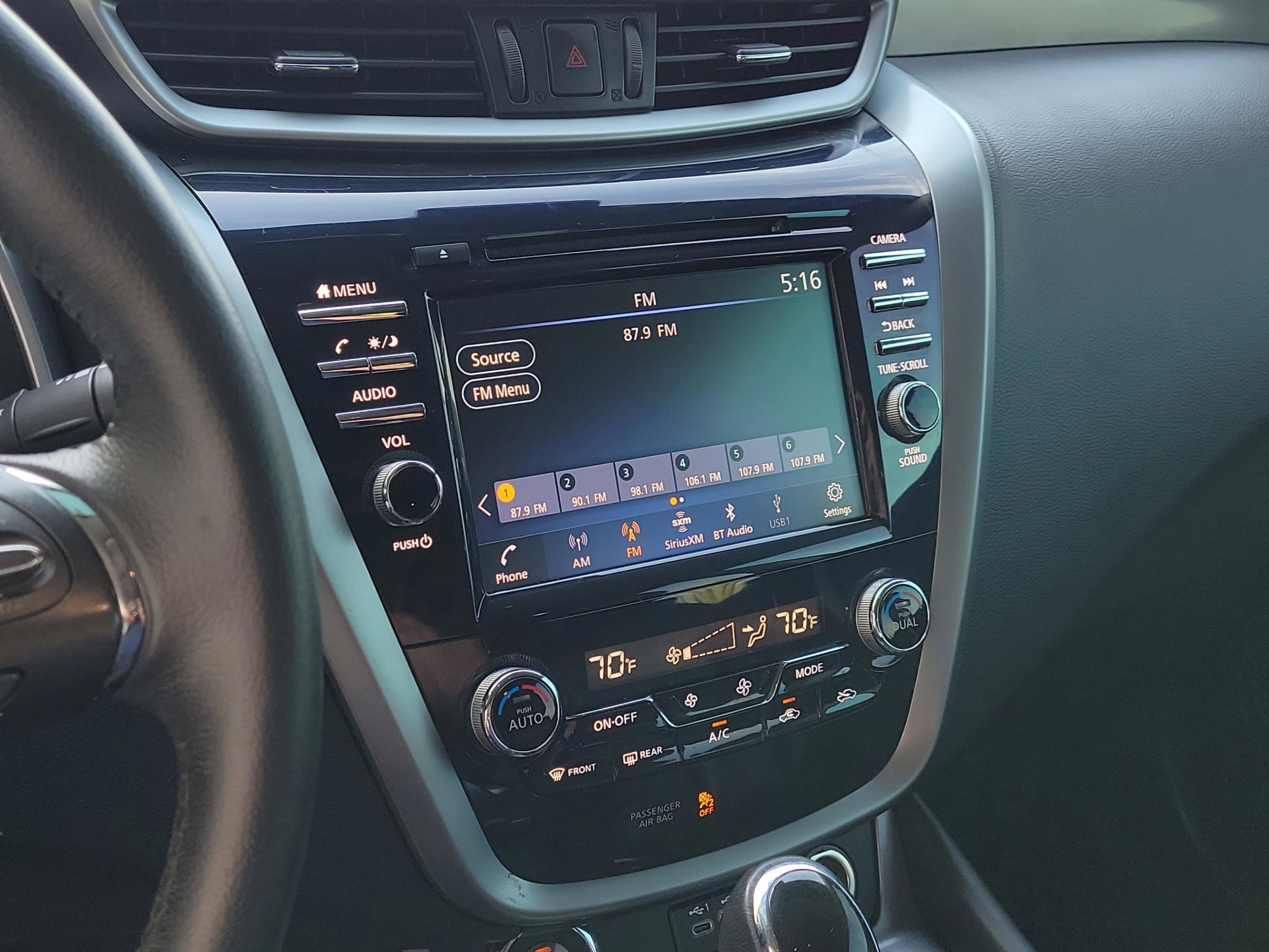 Used 2023 Nissan Murano SV w/ SV Midnight Edition Package image 17