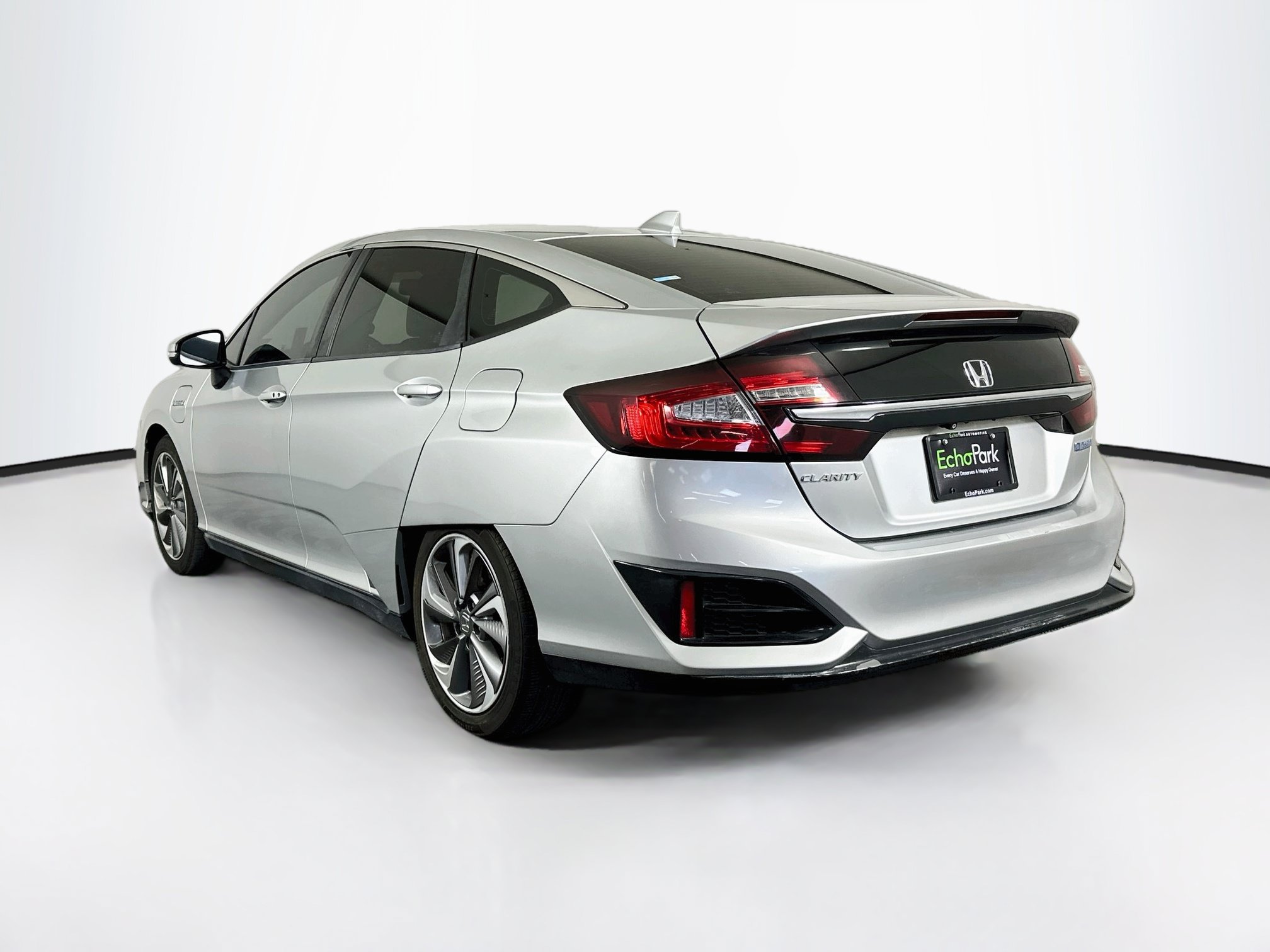 Used 2018 Honda Clarity Plug-In Hybrid image 5