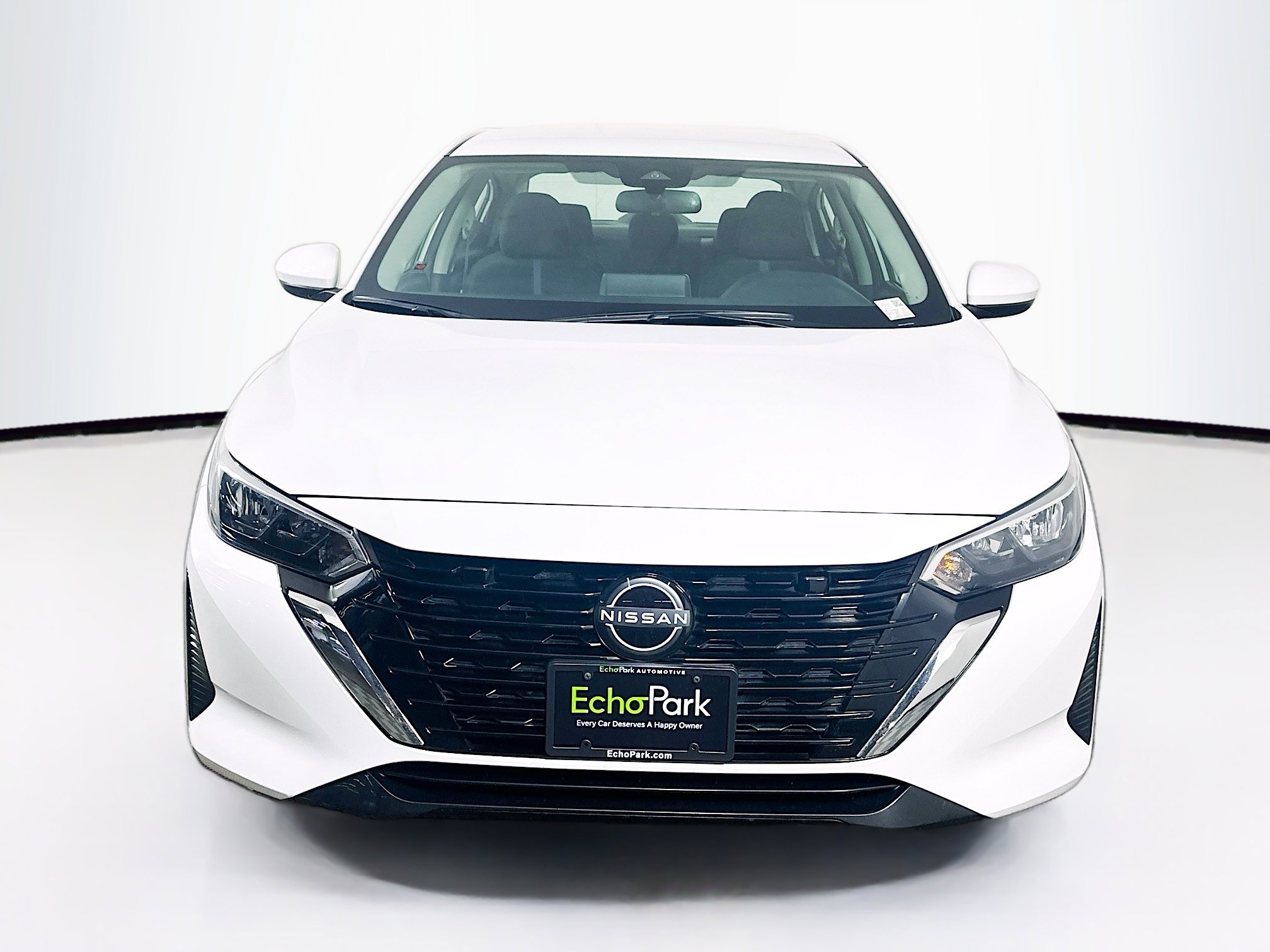 Used 2024 Nissan Sentra SV image 2