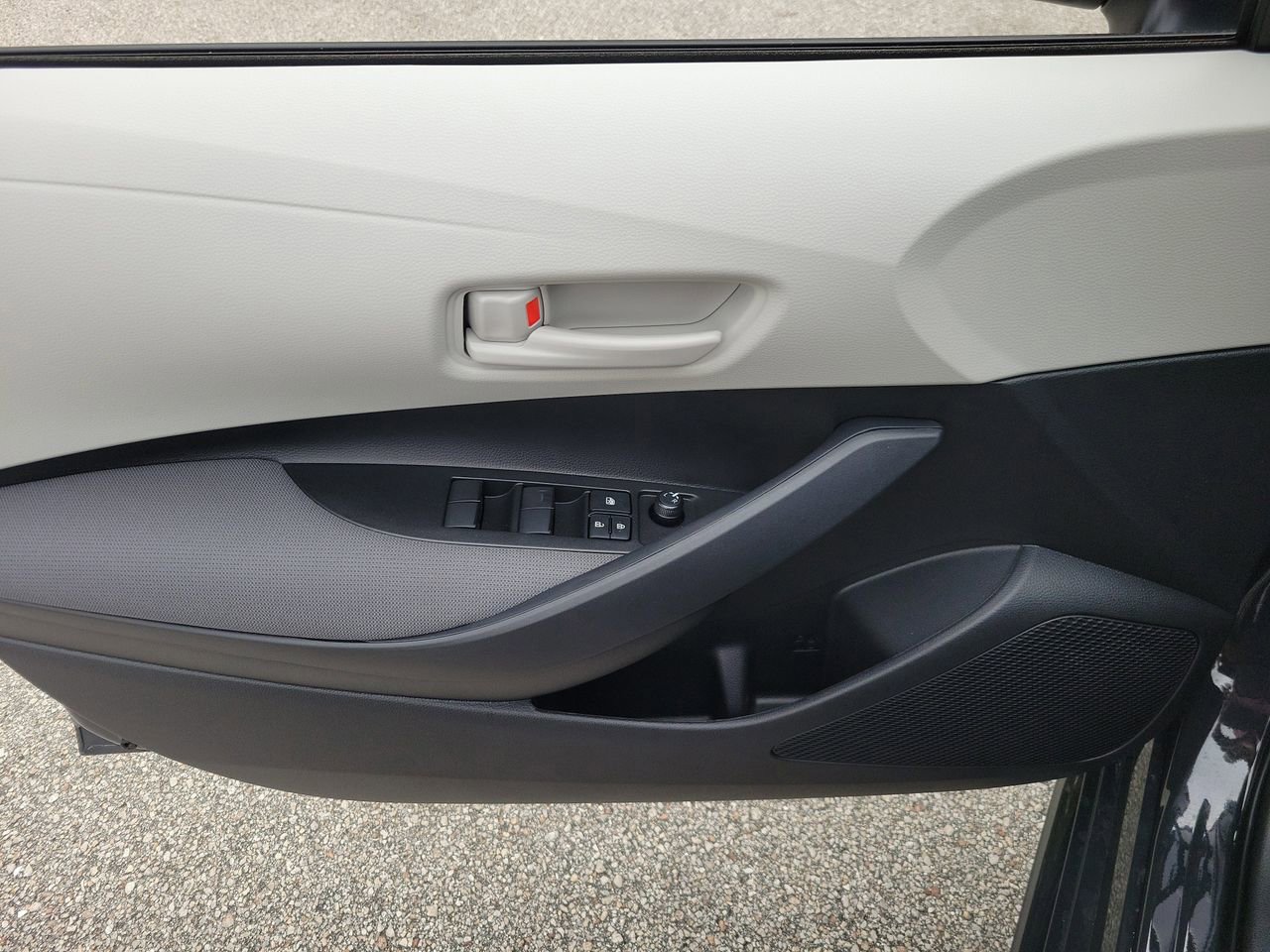 New 2026 Toyota Corolla LE image 13