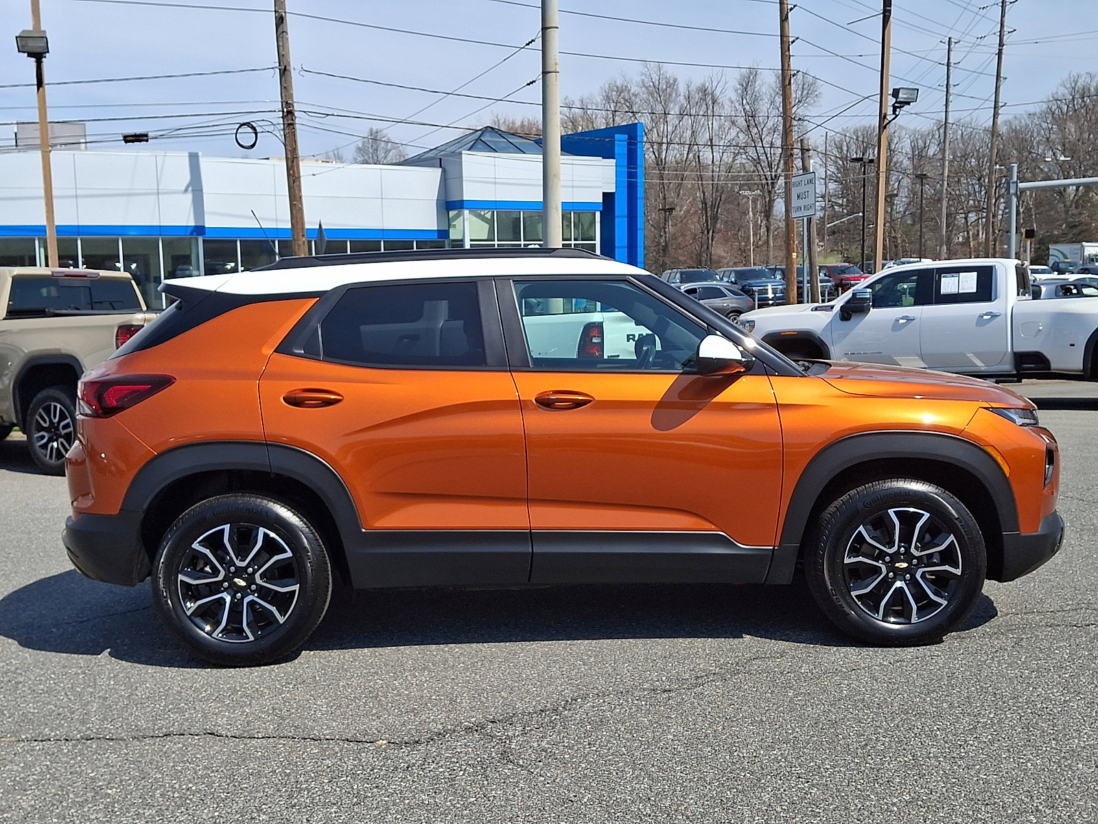 Used 2023 Chevrolet TrailBlazer ACTIV w/ Sun and Liftgate Package image 7