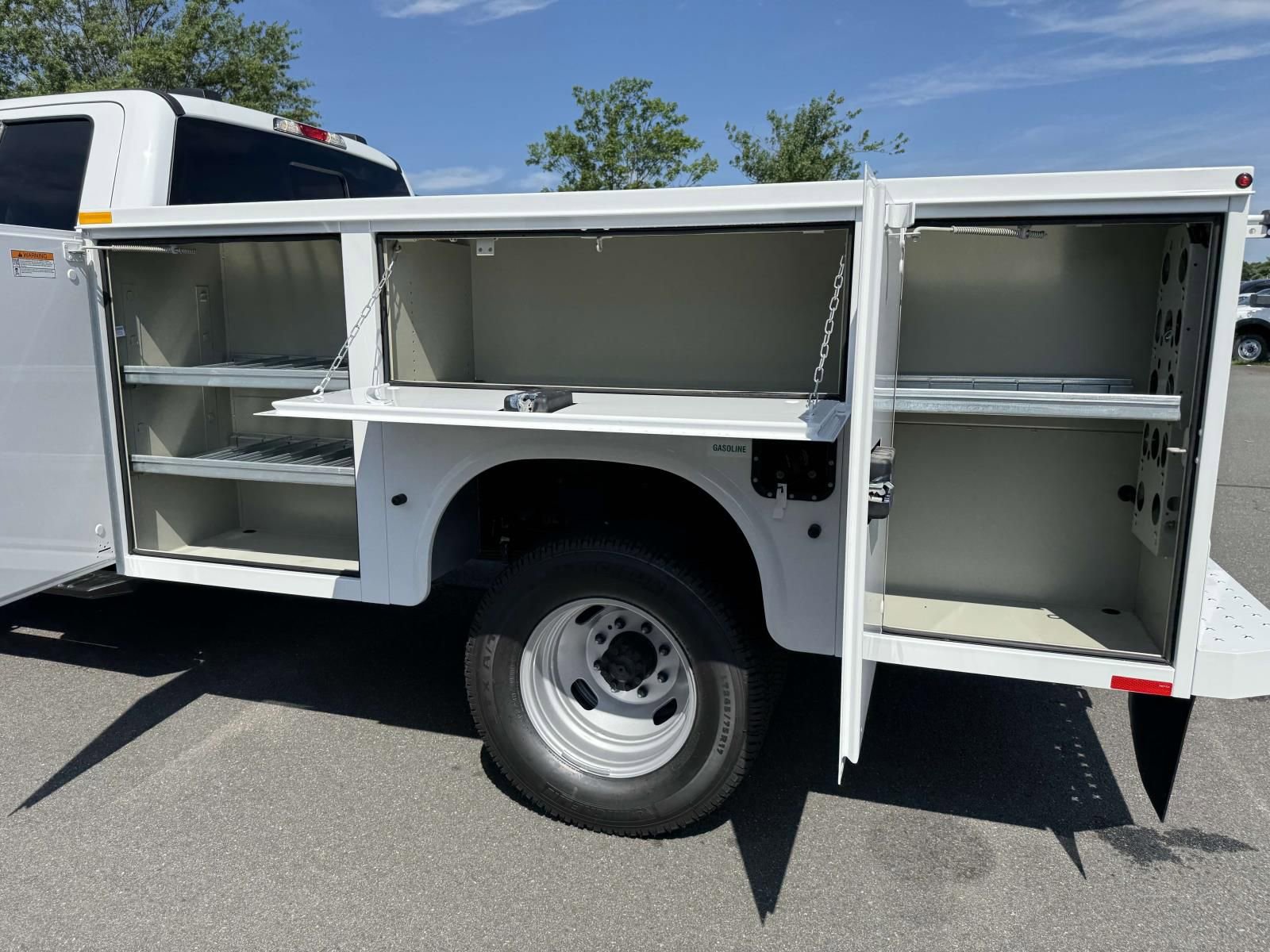 New 2025 Ford F350 XL w/ XL Chrome Package image 11