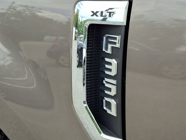 Used 2020 Ford F350 XLT w/ XLT Premium Package AWD/4WD image 30
