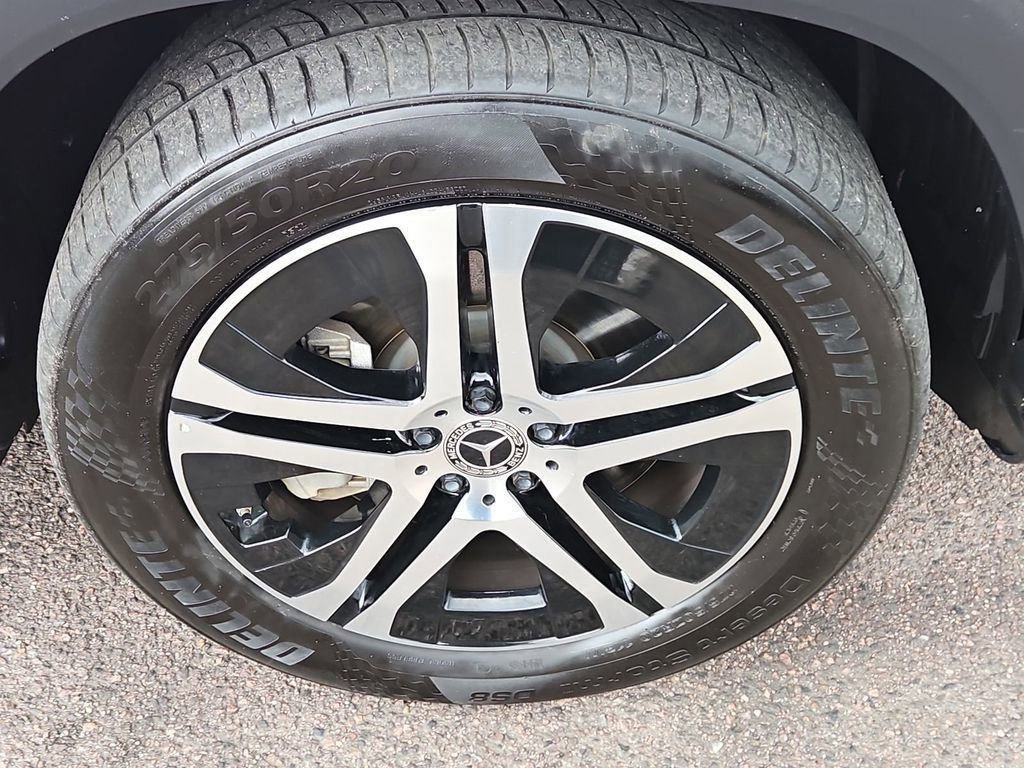 Used 2021 Mercedes-Benz GLS 450 4MATIC image 10