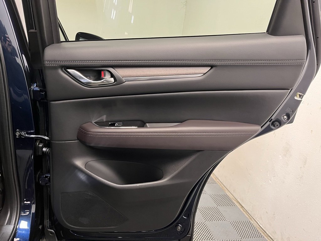 Used 2022 MAZDA CX-5 Signature image 18