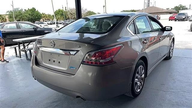 Used 2014 Nissan Altima 2.5 S FWD image 9