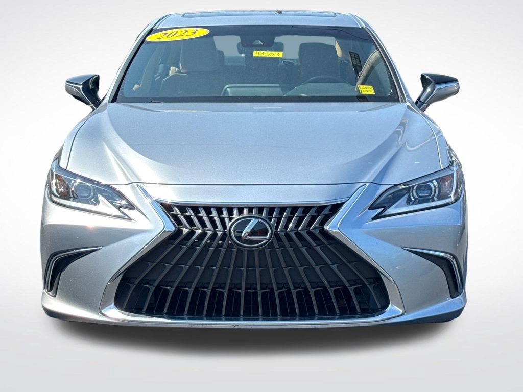 Used 2023 Lexus ES 350 w/ Accessory Package (Z1) FWD image 3