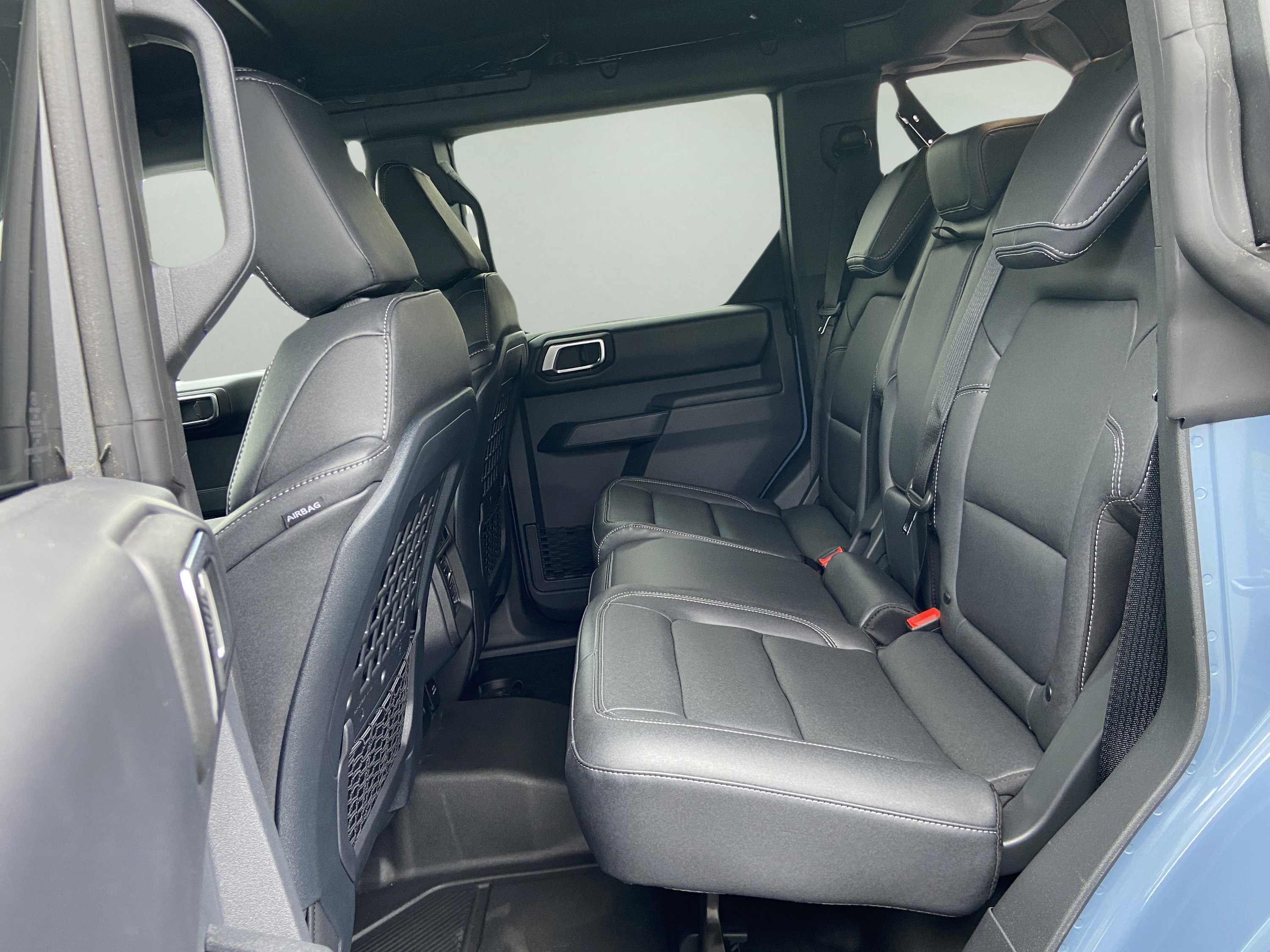 New 2025 Ford Bronco Badlands image 8