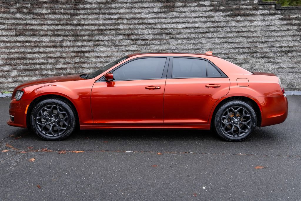 Used 2021 Chrysler 300 Touring L image 9