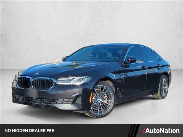 Used 2023 BMW 530e w/ Convenience Package RWD image 1