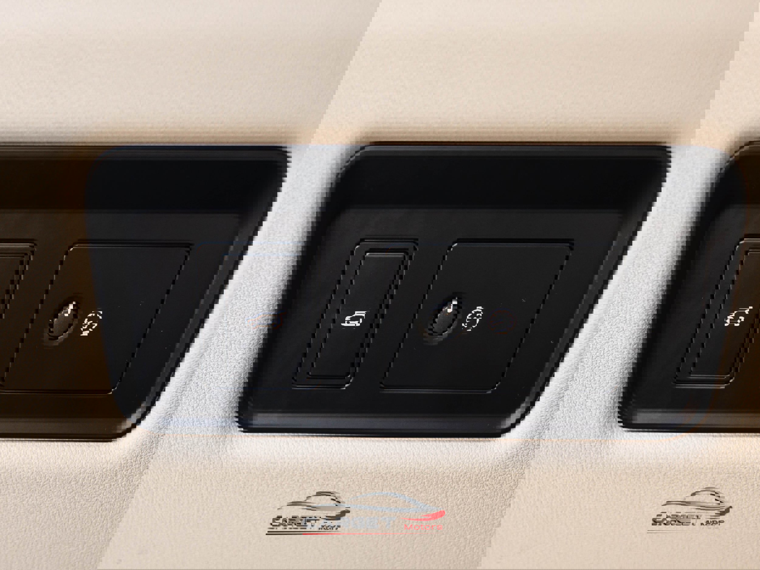 Used 2019 Land Rover Range Rover Long Wheelbase Supercharged image 41