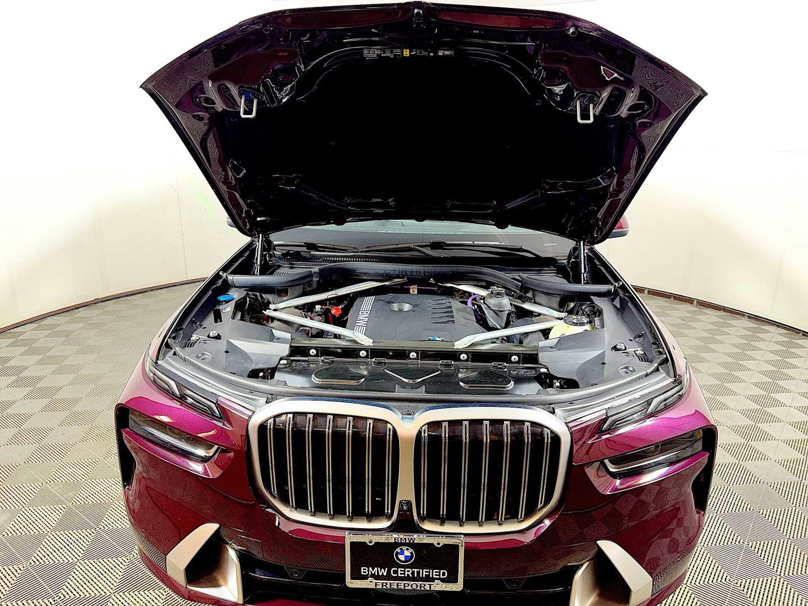 Certified 2024 BMW X7 xDrive40i w/ Premium Package image 32