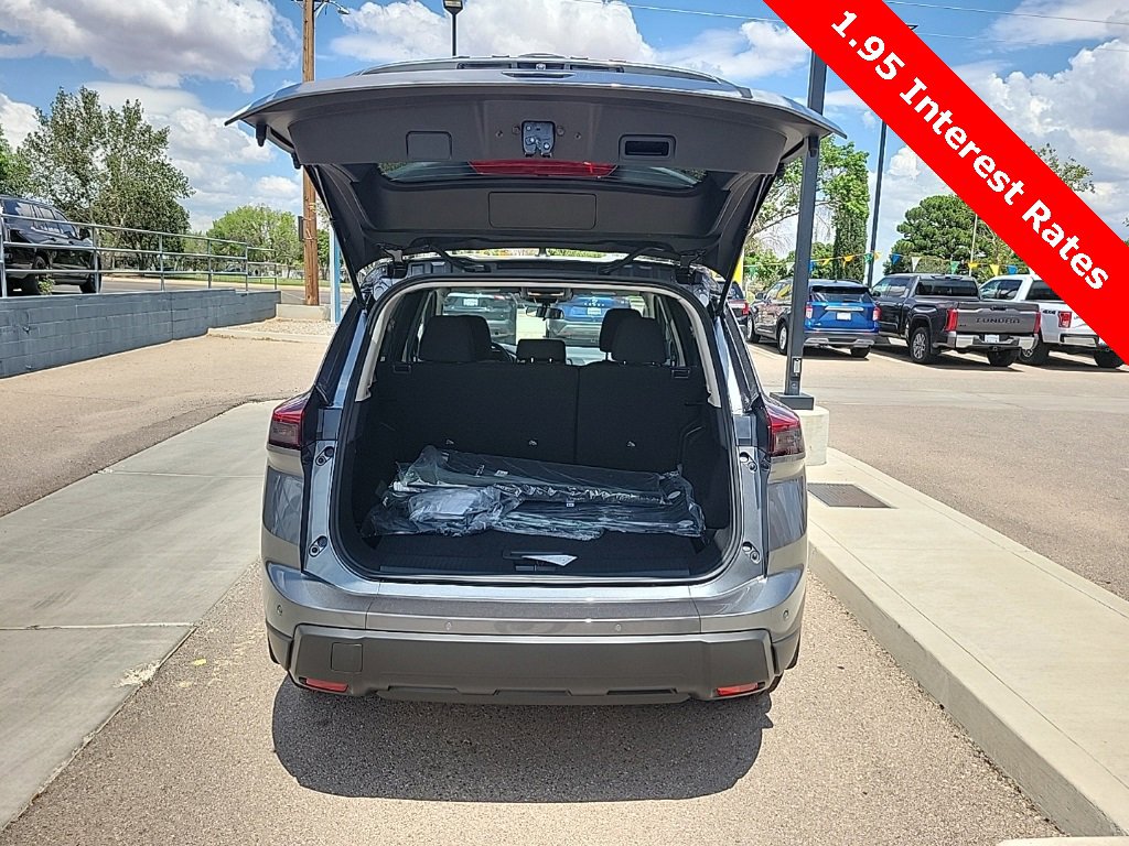 New 2026 Nissan Rogue S image 13