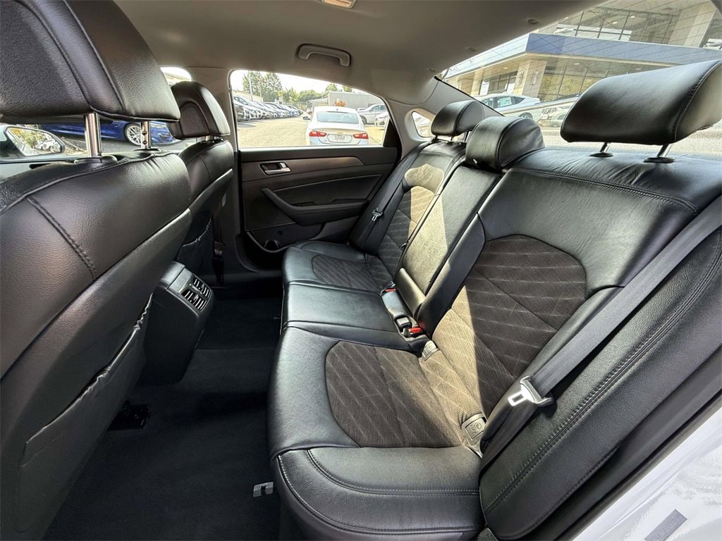 Used 2016 Hyundai Sonata Sport w/ Option Group 02 image 23