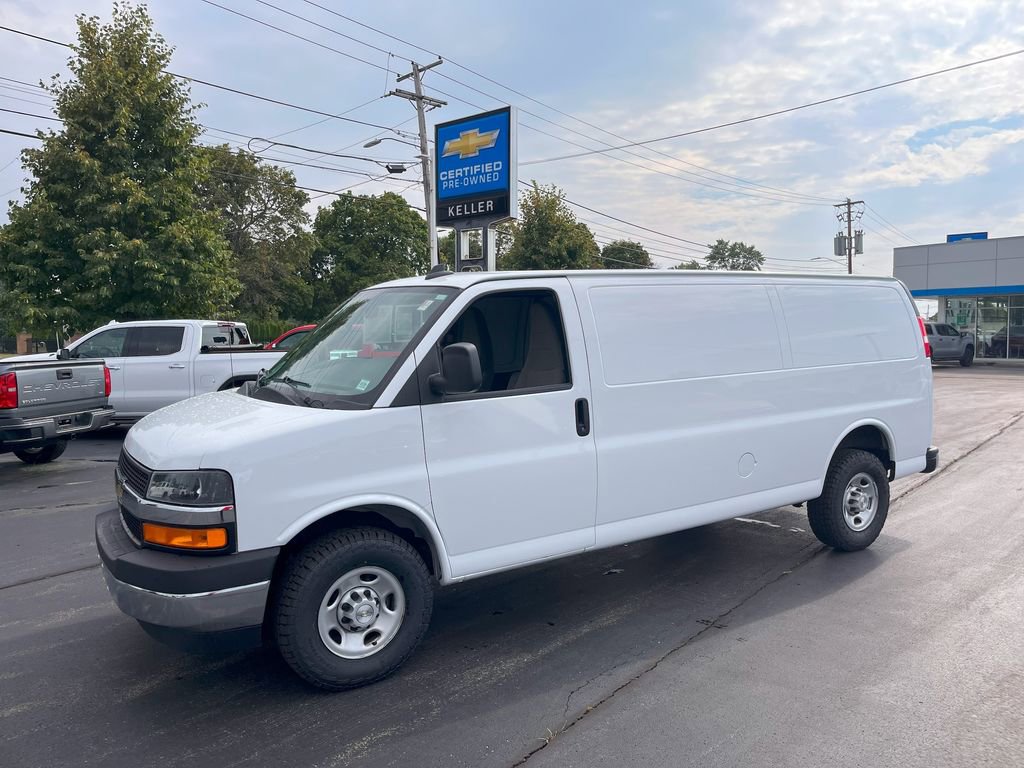 Used 2023 Chevrolet Express 2500 Extended w/ Chrome Appearance Package image 4