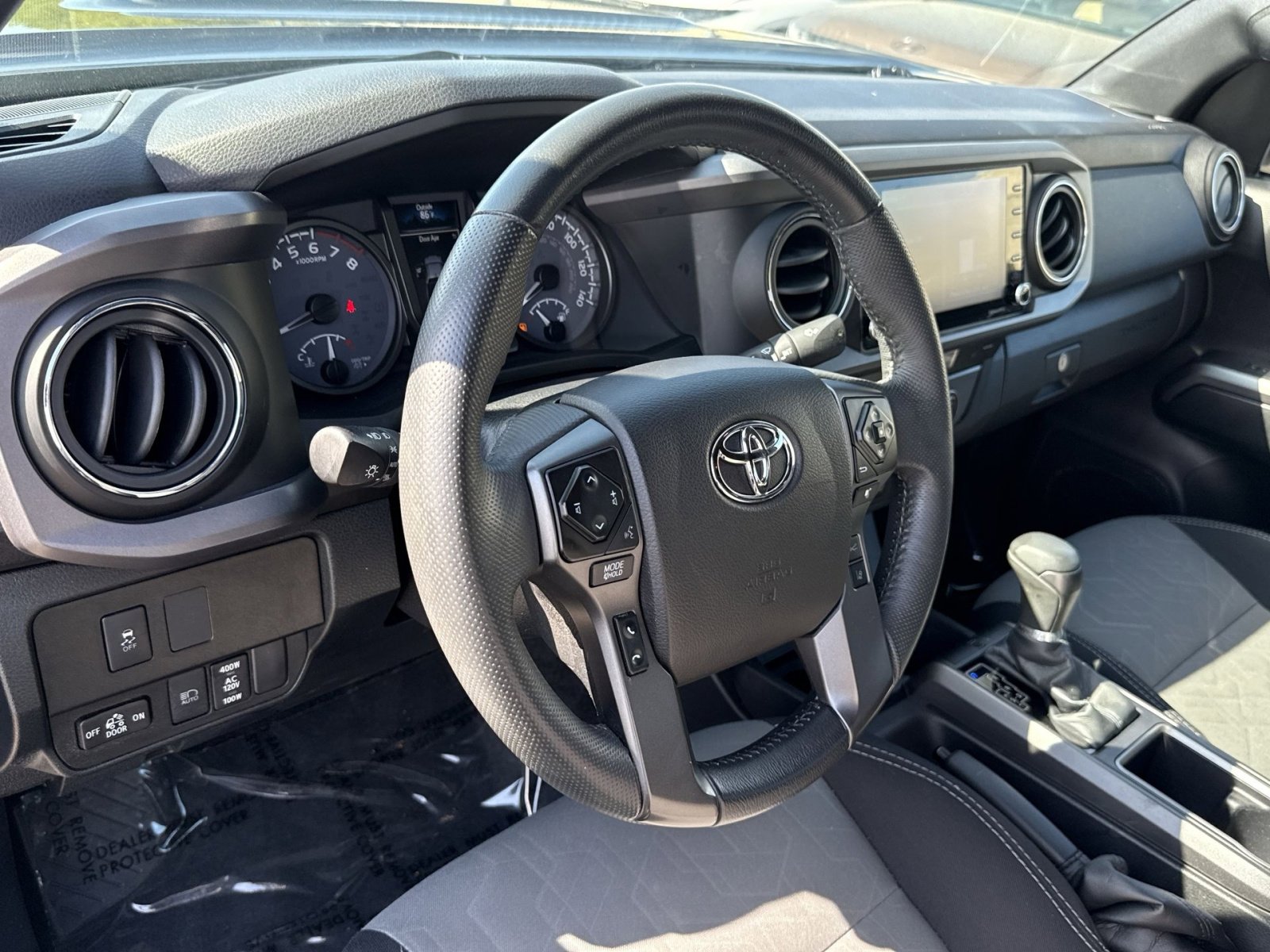 Used 2021 Toyota Tacoma TRD Sport image 16