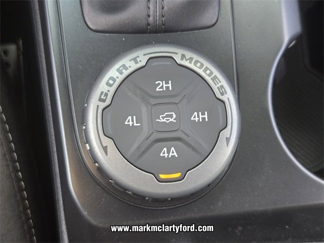 New 2025 Ford Bronco Badlands image 18