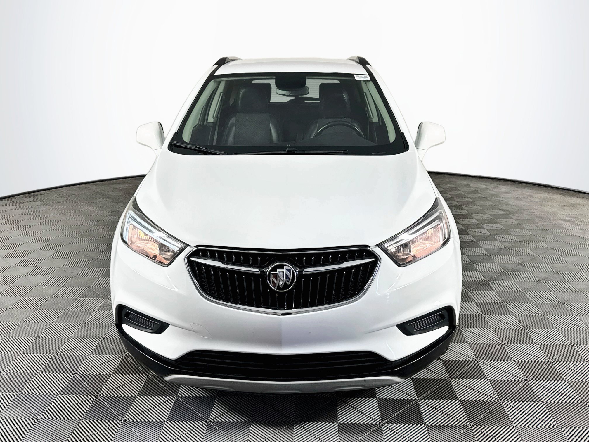 Used 2022 Buick Encore Preferred w/ Safety Package AWD/4WD image 2