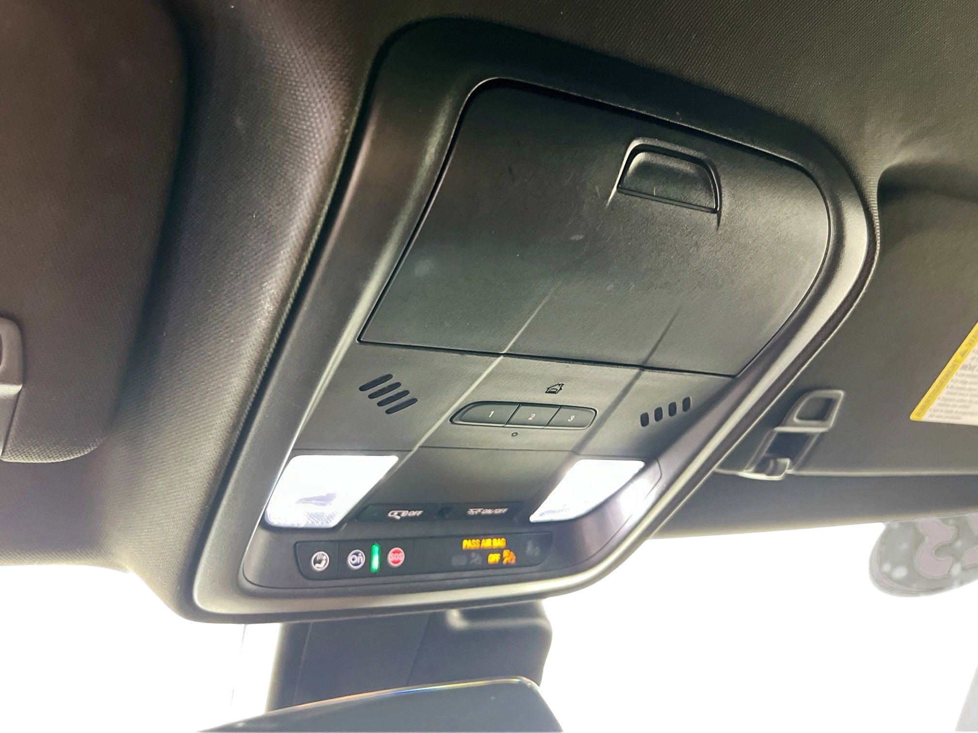 Used 2023 Cadillac XT4 Premium Luxury FWD image 22