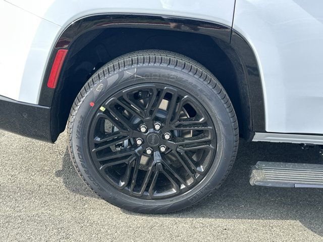 New 2026 Jeep Grand Wagoneer Limited image 18