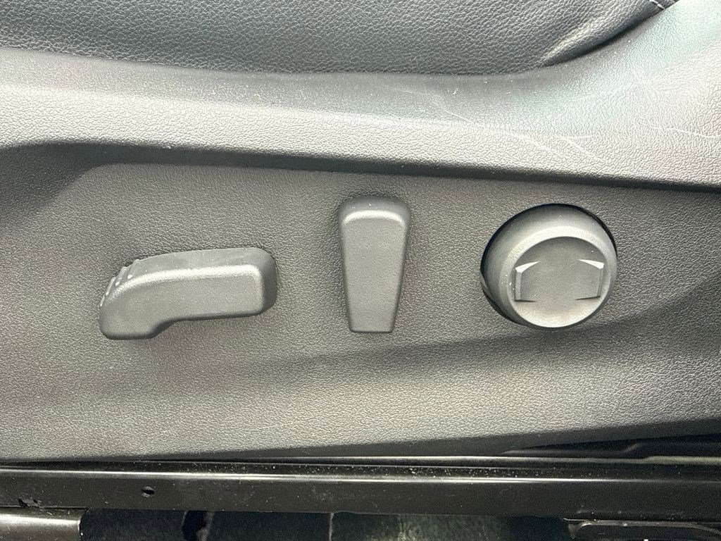 Used 2022 Subaru Forester Premium image 22