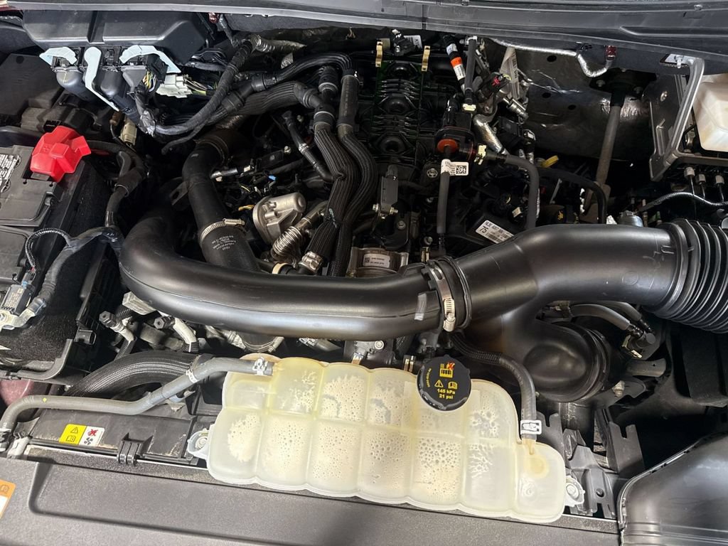 Used 2024 Ford Expedition Limited AWD/4WD image 33