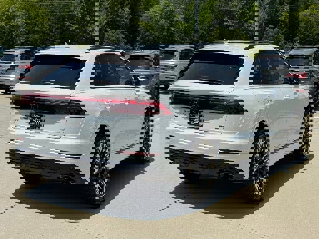 New 2025 Audi Q8 Premium Plus image 13