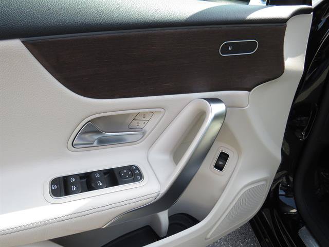 Certified 2022 Mercedes-Benz A 220 4MATIC image 9