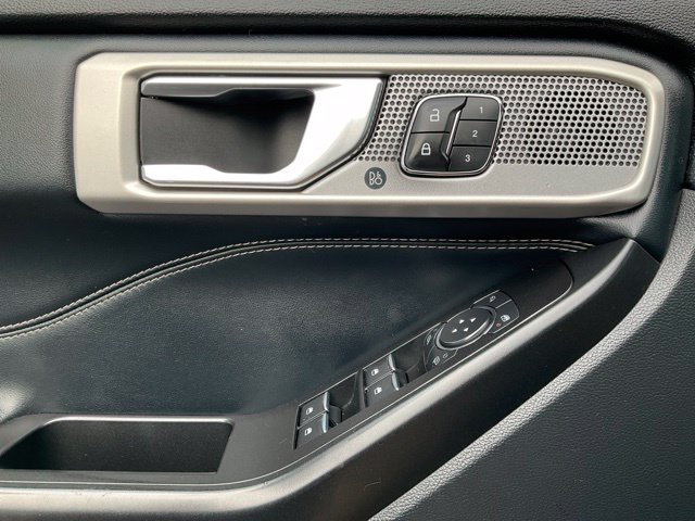 Used 2020 Ford Explorer Limited AWD/4WD image 13
