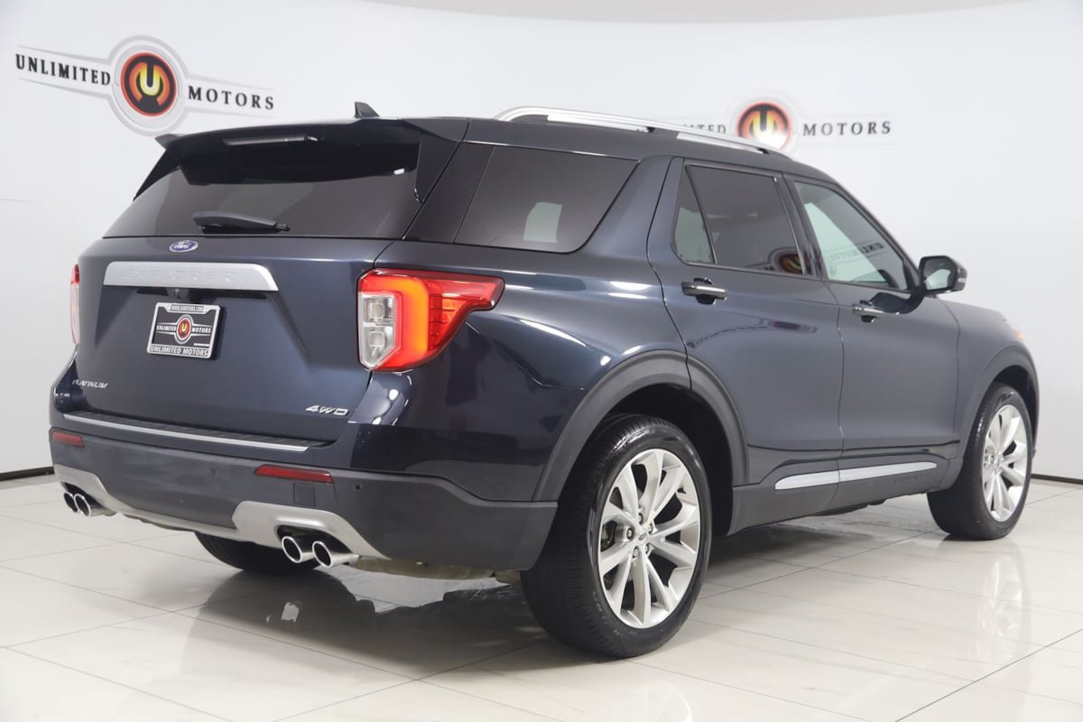 Used 2022 Ford Explorer Platinum w/ Equipment Group 601A AWD/4WD image 3