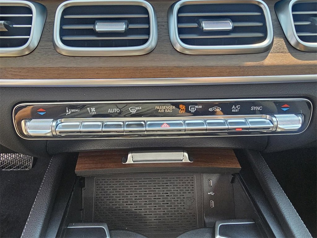 New 2026 Mercedes-Benz GLS 450 4MATIC image 21