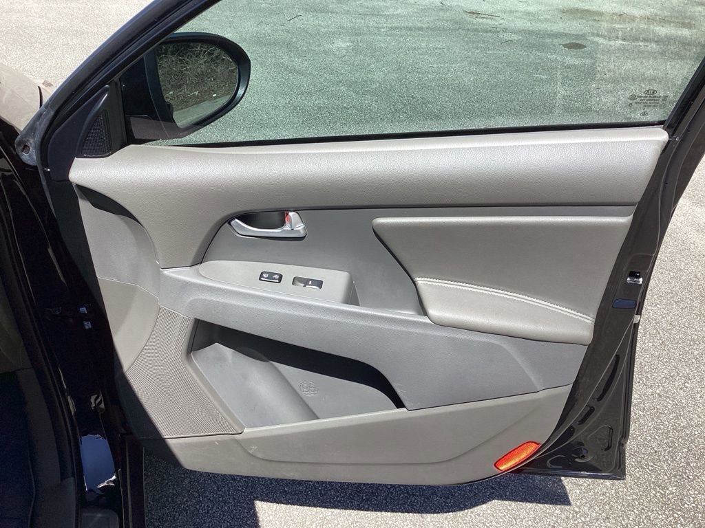 Used 2016 Kia Sportage EX image 24