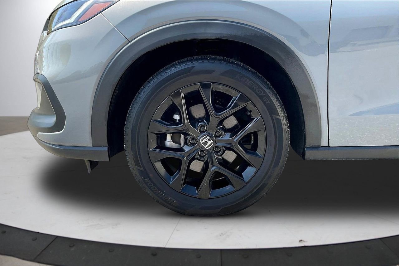 Used 2024 Honda HR-V Sport image 32