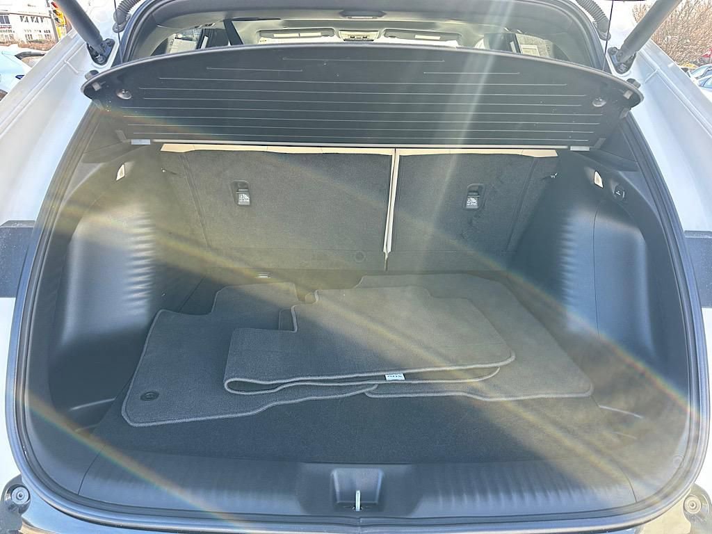 Certified 2025 Acura ADX A-Spec image 17