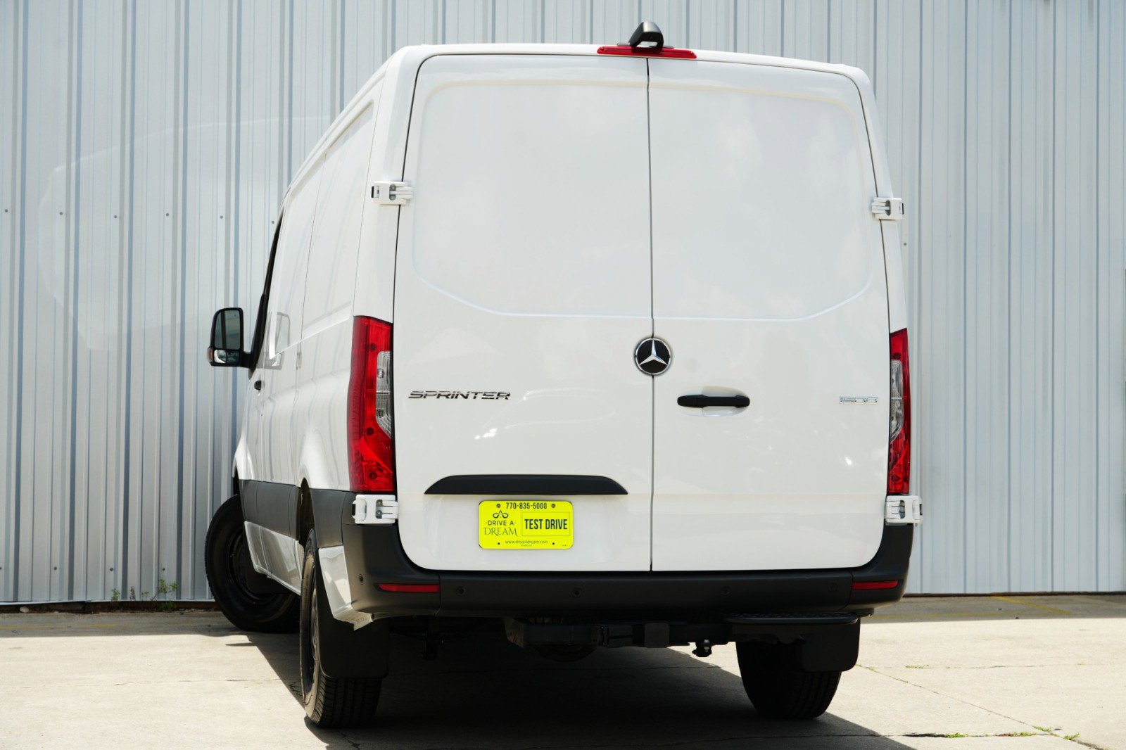 Used 2023 Mercedes-Benz Sprinter 1500 image 6