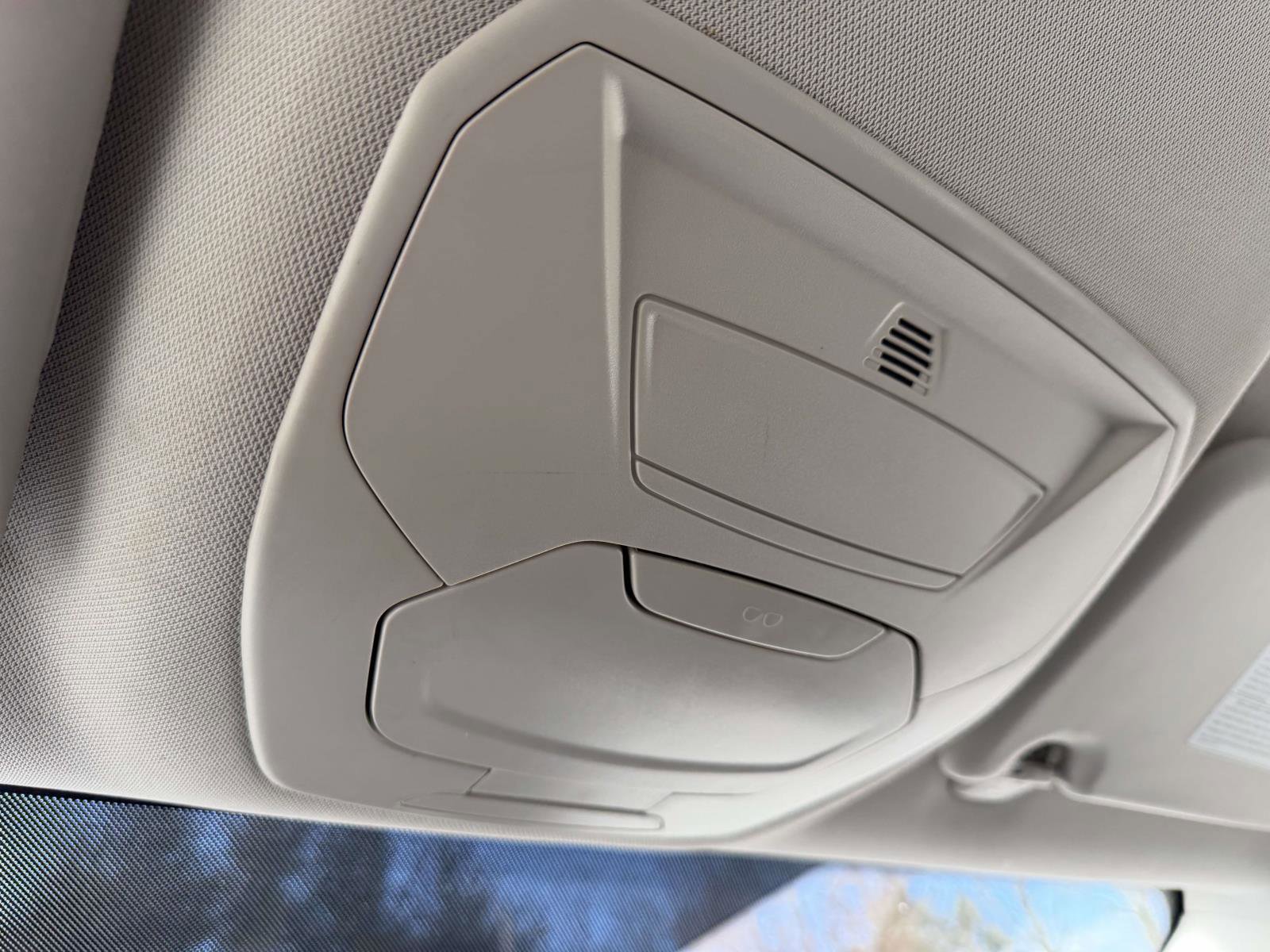 Used 2014 Ford C-MAX SE w/ Equipment Group 202A image 28