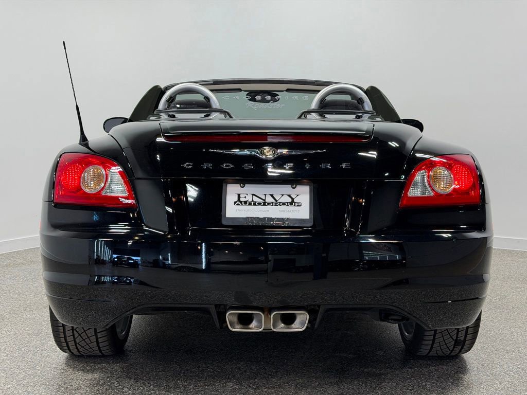 Used 2005 Chrysler Crossfire Convertible image 40
