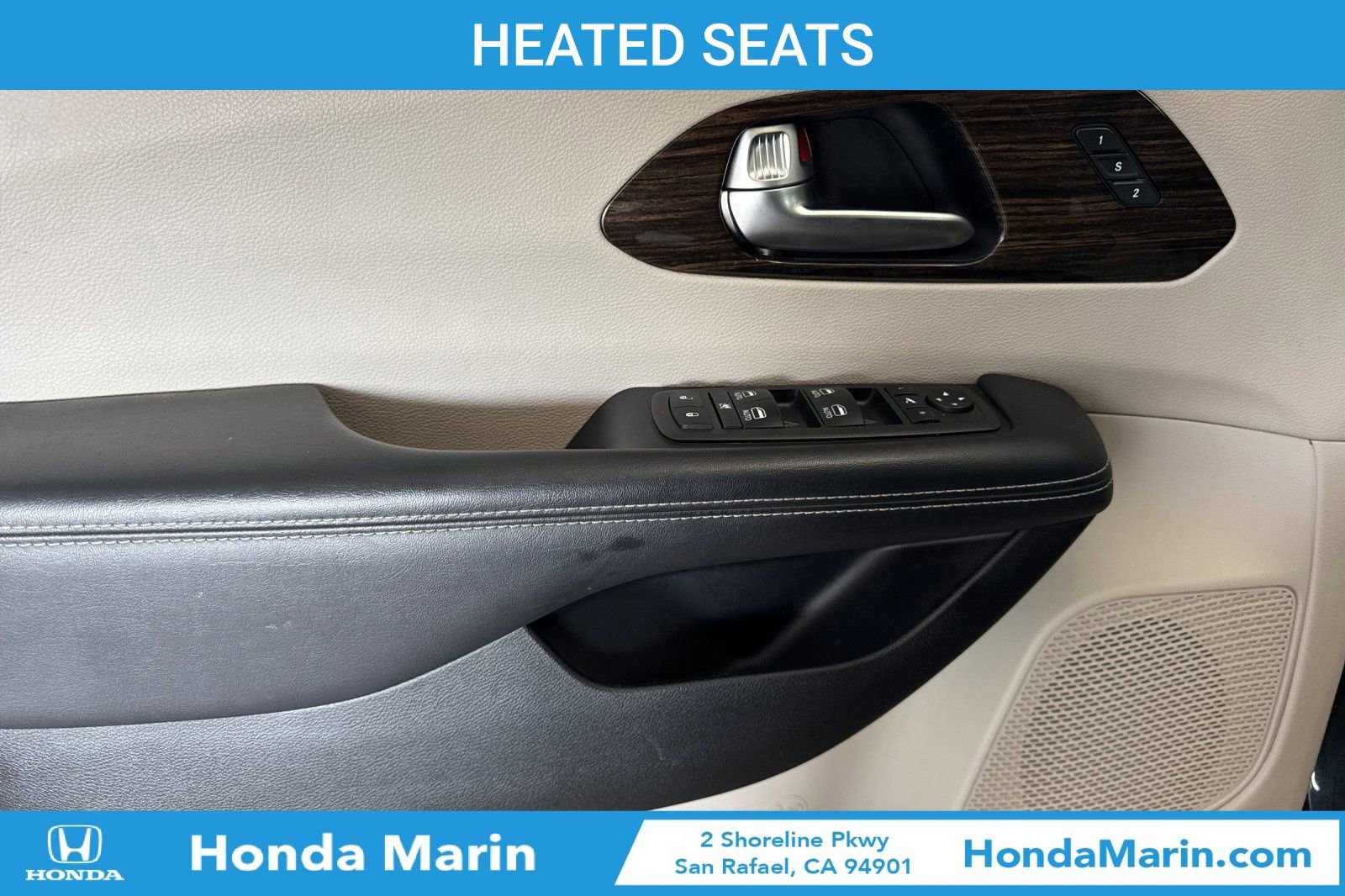 Used 2023 Chrysler Pacifica Limited image 13